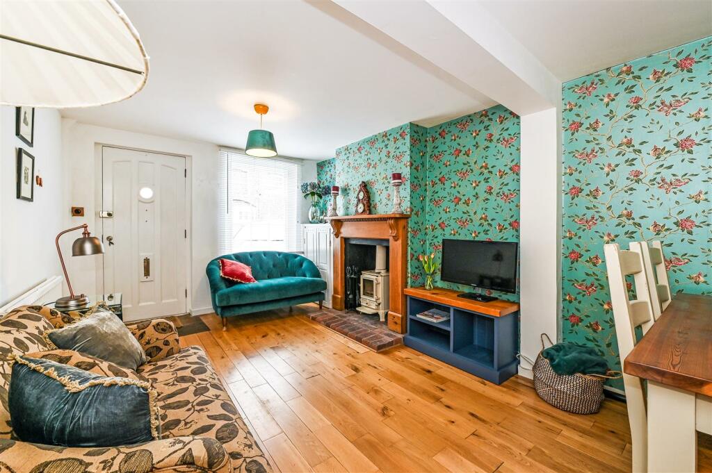 Additional property image - Arun Street, Arundel