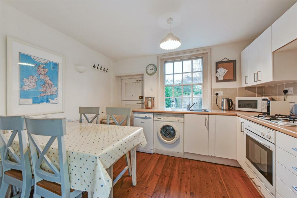Additional property image - Arun Street, Arundel