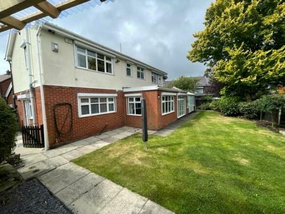 Additional property image - Pool Fold House, 1 Pool Fold Close, Bolton, BL1 5SA