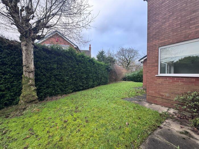 Additional property image - 14, Martinsclough, Lostock, Bolton, BL6 4PF
