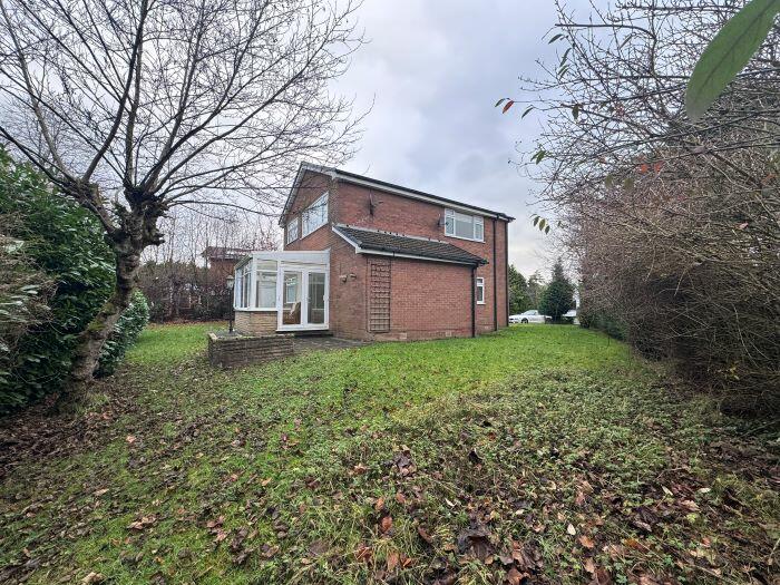 Additional property image - 14, Martinsclough, Lostock, Bolton, BL6 4PF