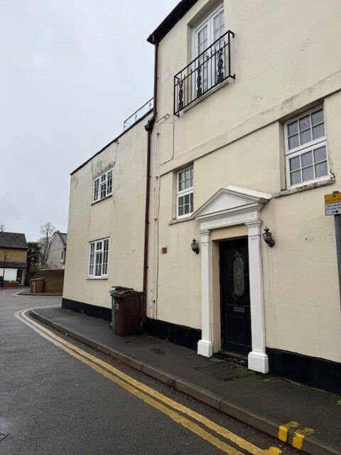 Main image of property: West Street, Carshalton