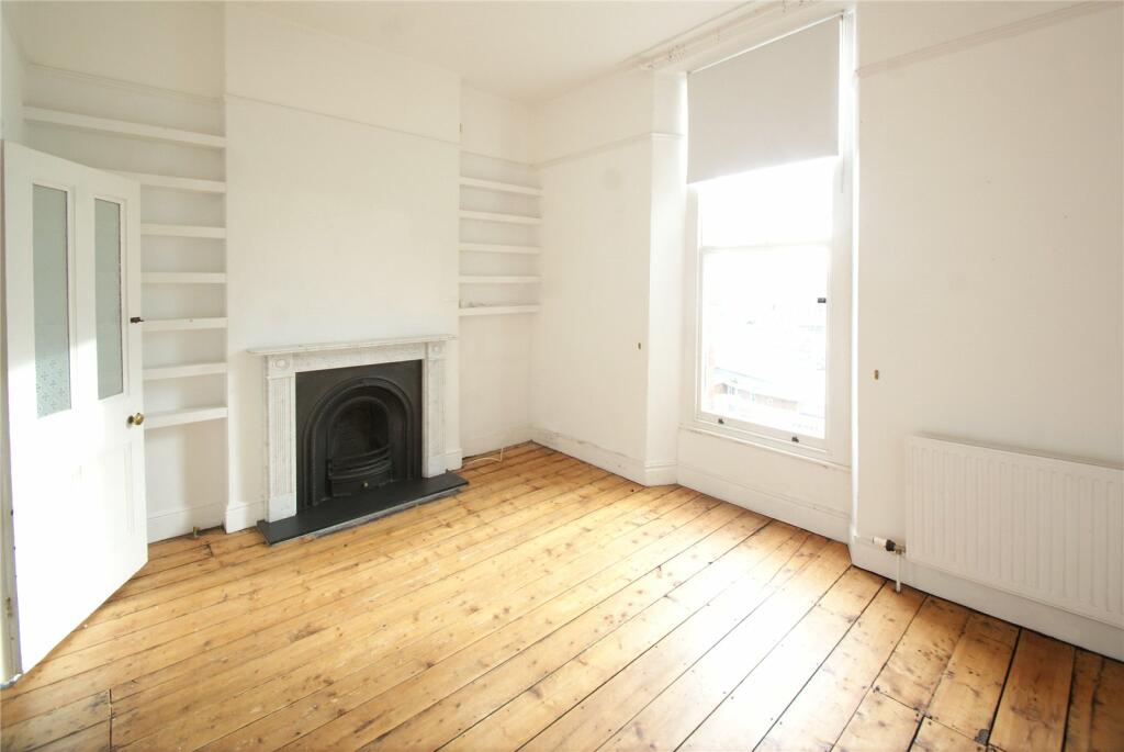 Additional property image - 22 Southernhay Avenue, Cliftonwood, Bristol, BS8