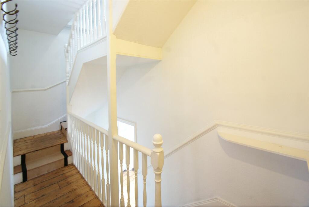 Additional property image - 22 Southernhay Avenue, Cliftonwood, Bristol, BS8