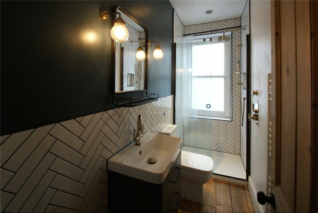Additional property image - 22 Southernhay Avenue, Cliftonwood, Bristol, BS8