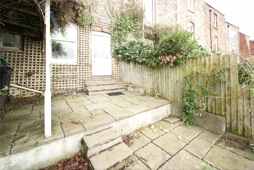 Additional property image - 22 Southernhay Avenue, Cliftonwood, Bristol, BS8