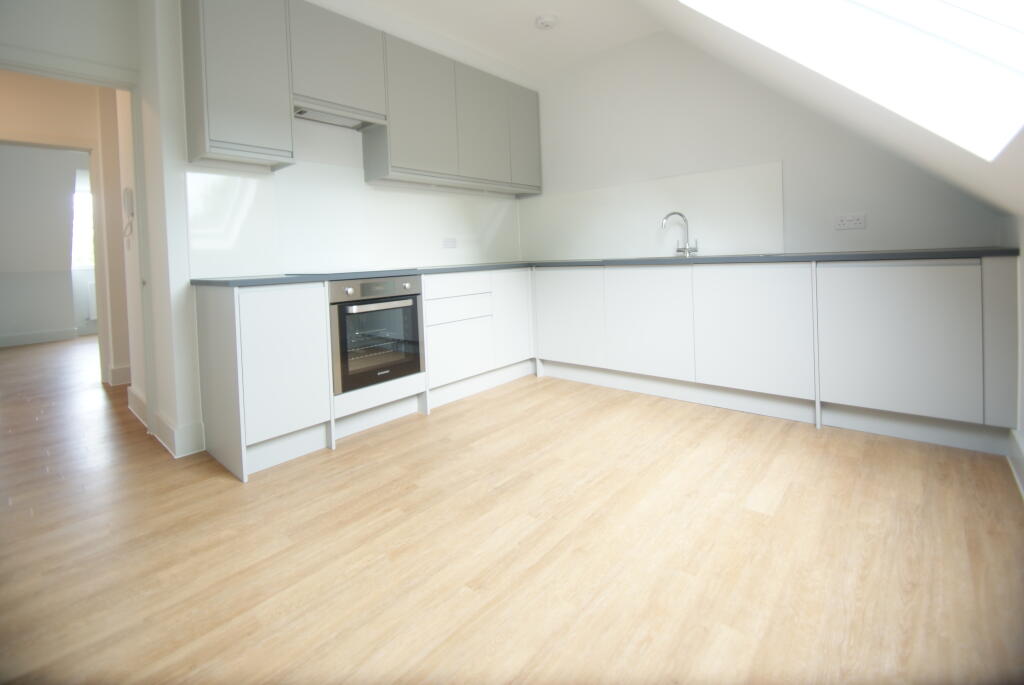 Main image of property: Redland Road, Flat 6, Top Floor Flat, Redland, Bristol, BS6