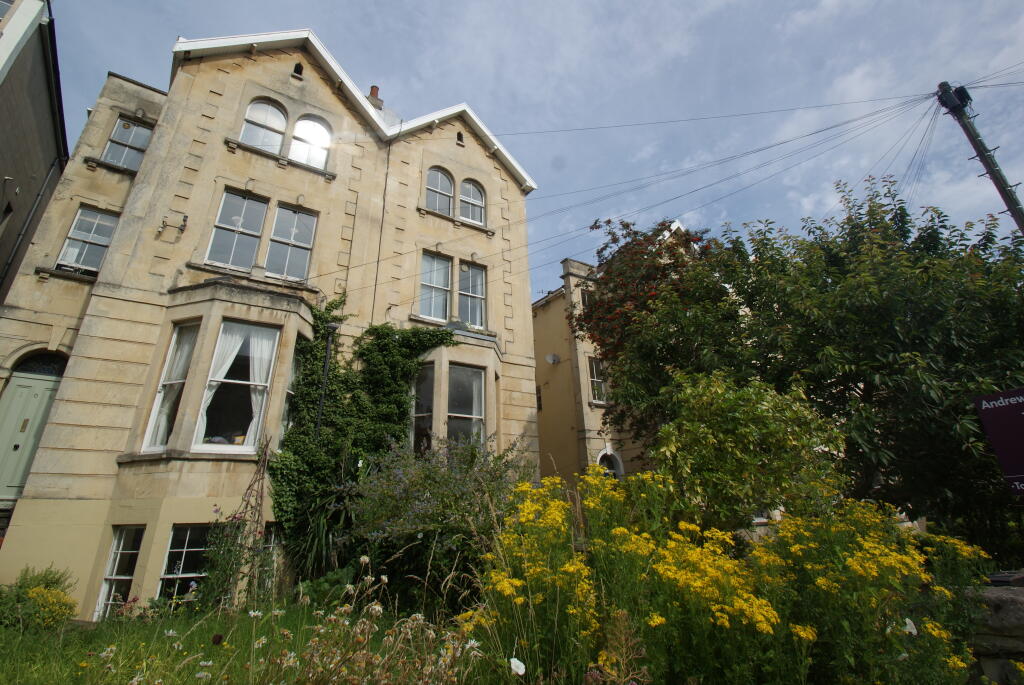 Main image of property: Cotham Brow FFF, Cotham, Bristol, BS6