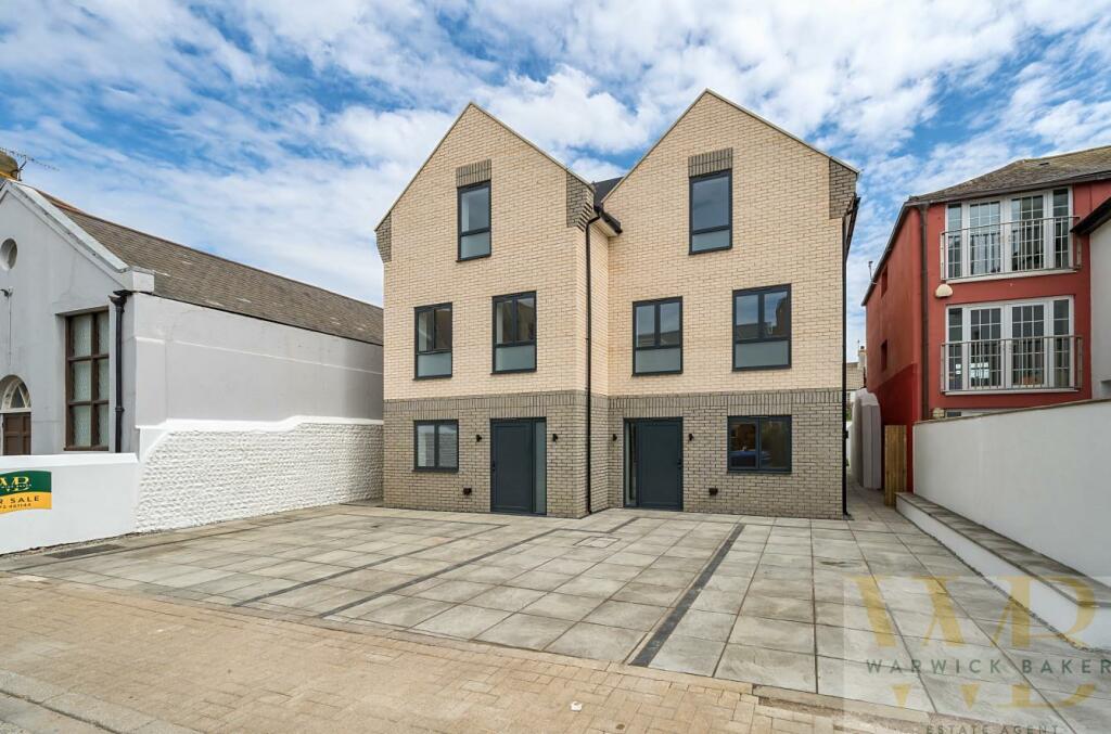 5 bedroom semidetached house for sale in 10, John Street, ShorehamBy