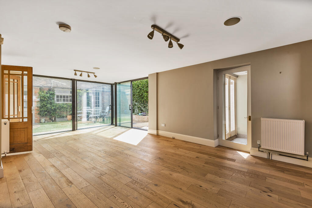 House to rent on Stanford Road, Lymington