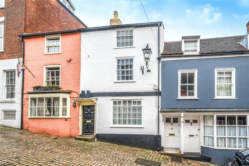 Main image of property: Quay Hill, Lymington, SO41