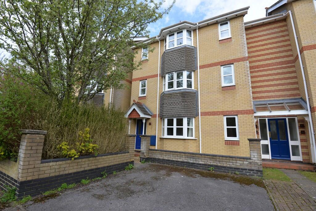 1 bedroom ground floor flat for rent in Demesne Furze,Headington,Oxford,OX3