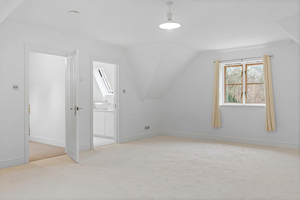Additional property image - New Road, Digswell