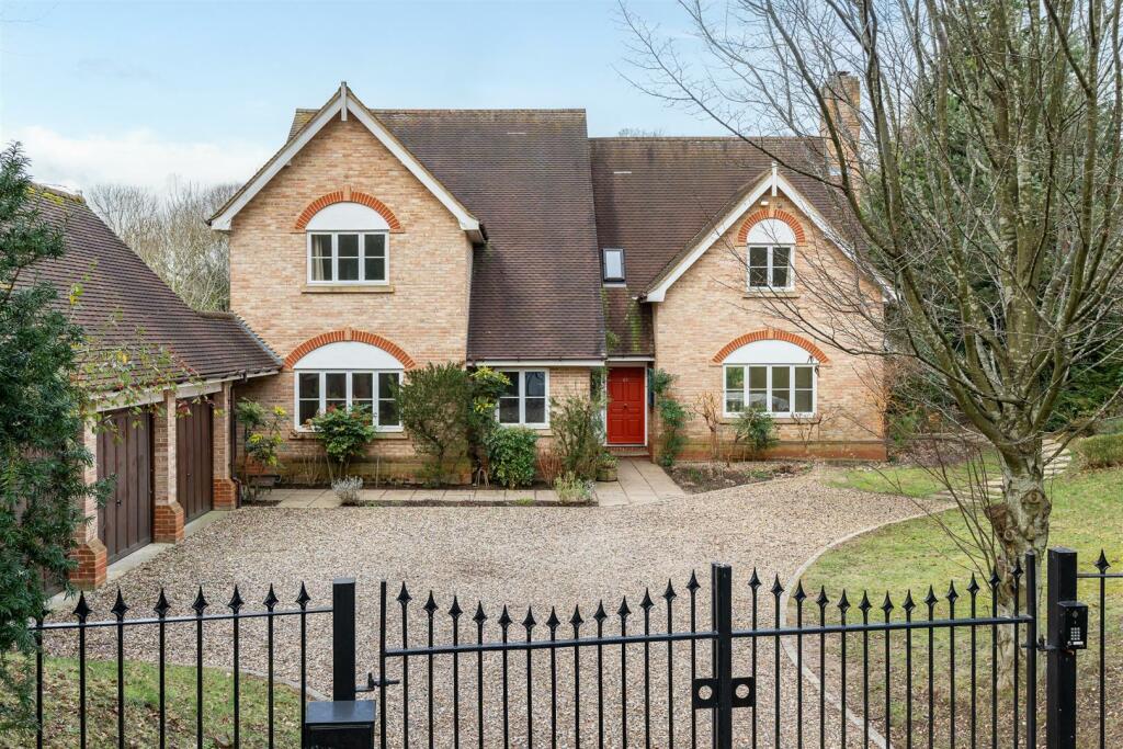 Additional property image - New Road, Digswell