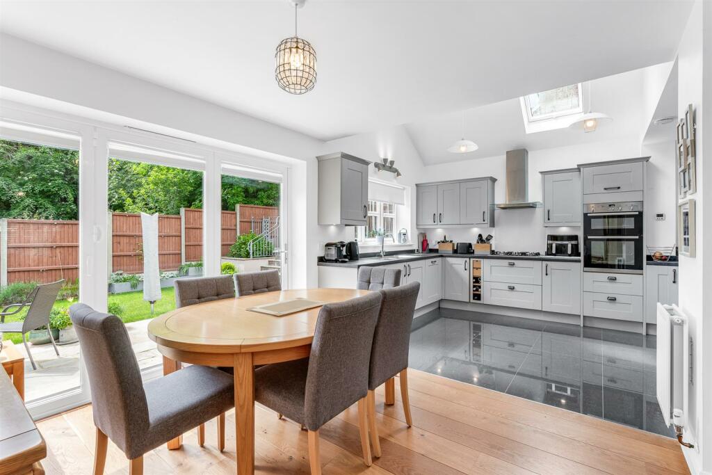 Additional property image - Adele Avenue, Welwyn