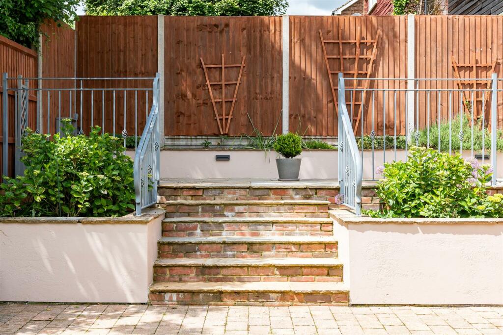 Additional property image - Adele Avenue, Welwyn