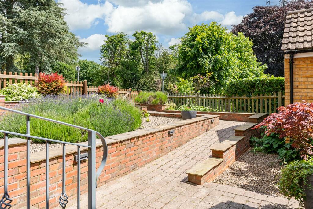 Additional property image - Adele Avenue, Welwyn