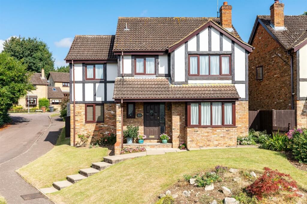 Additional property image - Birch Grove, Welwyn