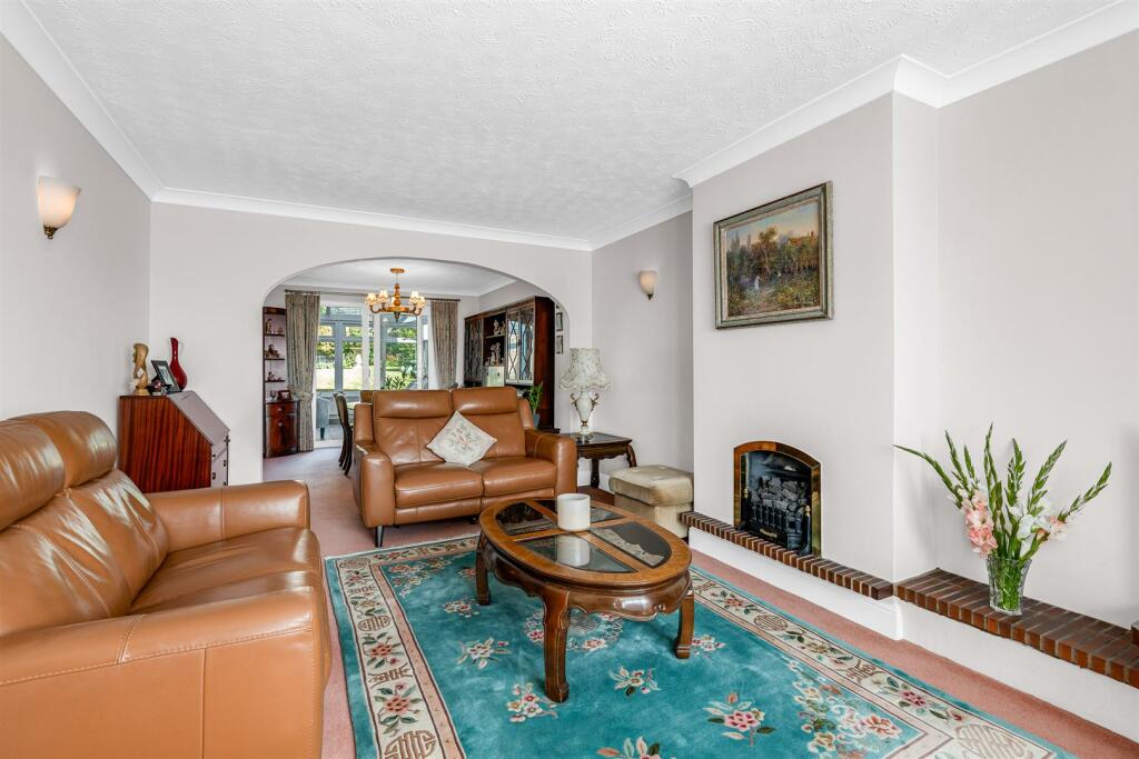 Additional property image - Birch Grove, Welwyn