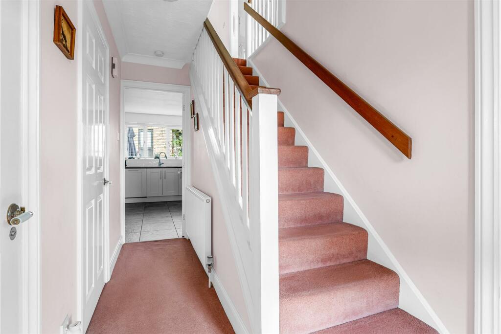 Additional property image - Birch Grove, Welwyn