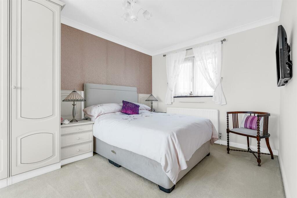 Additional property image - Birch Grove, Welwyn