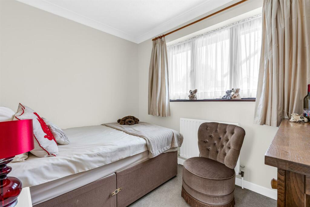 Additional property image - Birch Grove, Welwyn
