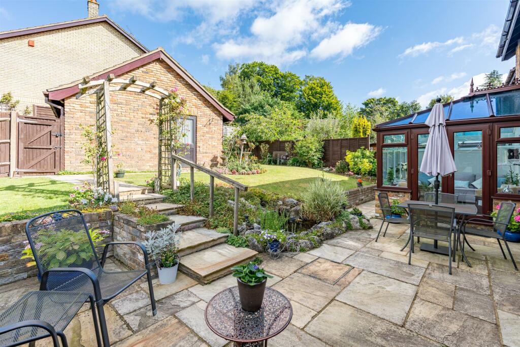 Additional property image - Birch Grove, Welwyn