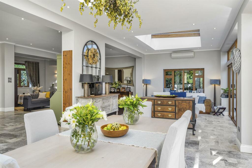 Additional property image - Queen Hoo Lane, Tewin, Welwyn
