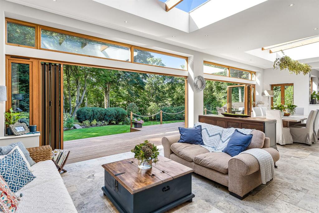 Additional property image - Queen Hoo Lane, Tewin, Welwyn