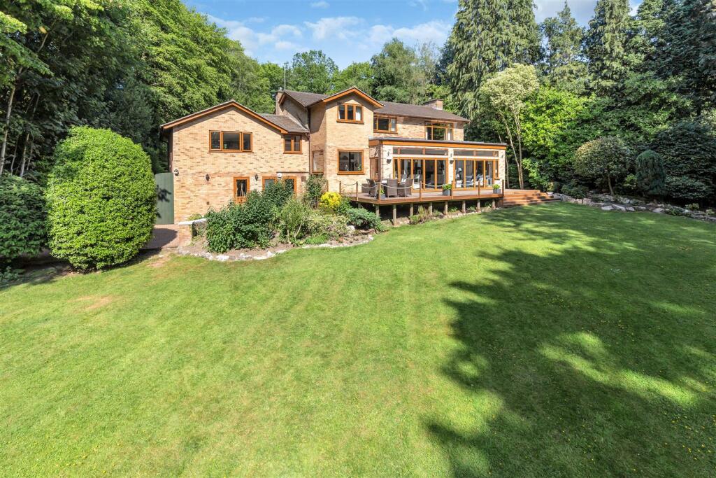 Additional property image - Queen Hoo Lane, Tewin, Welwyn