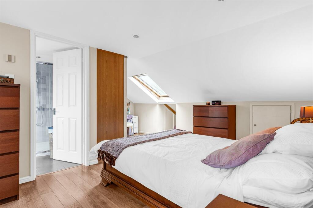 Additional property image - St. Michaels Close, Harpenden