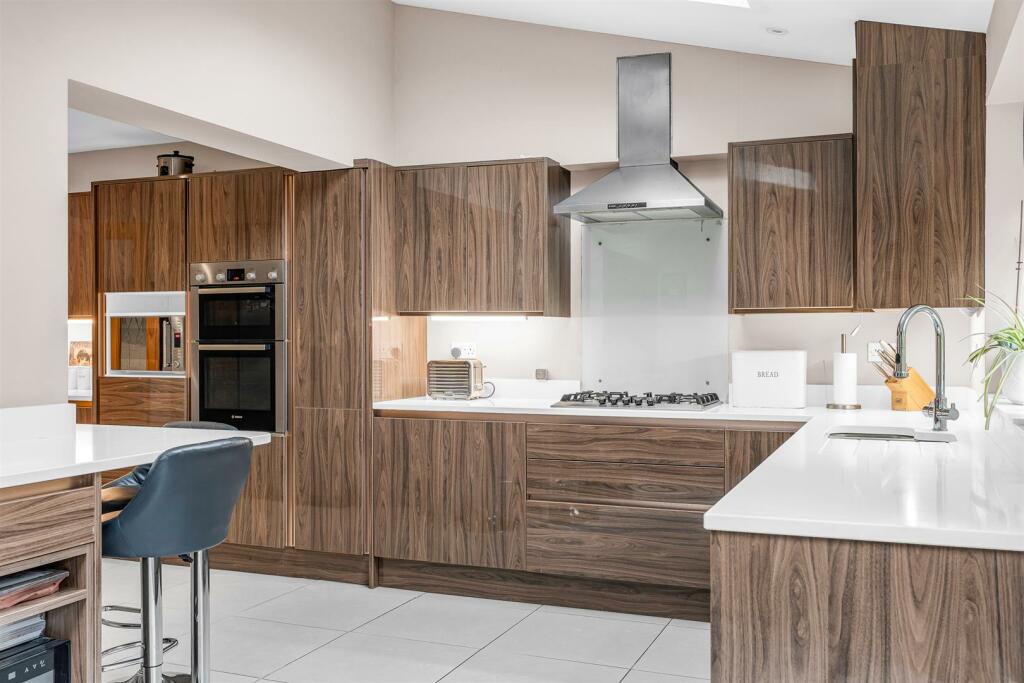 Additional property image - St. Michaels Close, Harpenden
