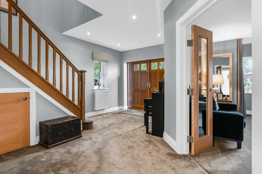 Additional property image - Frythe Avenue, Welwyn