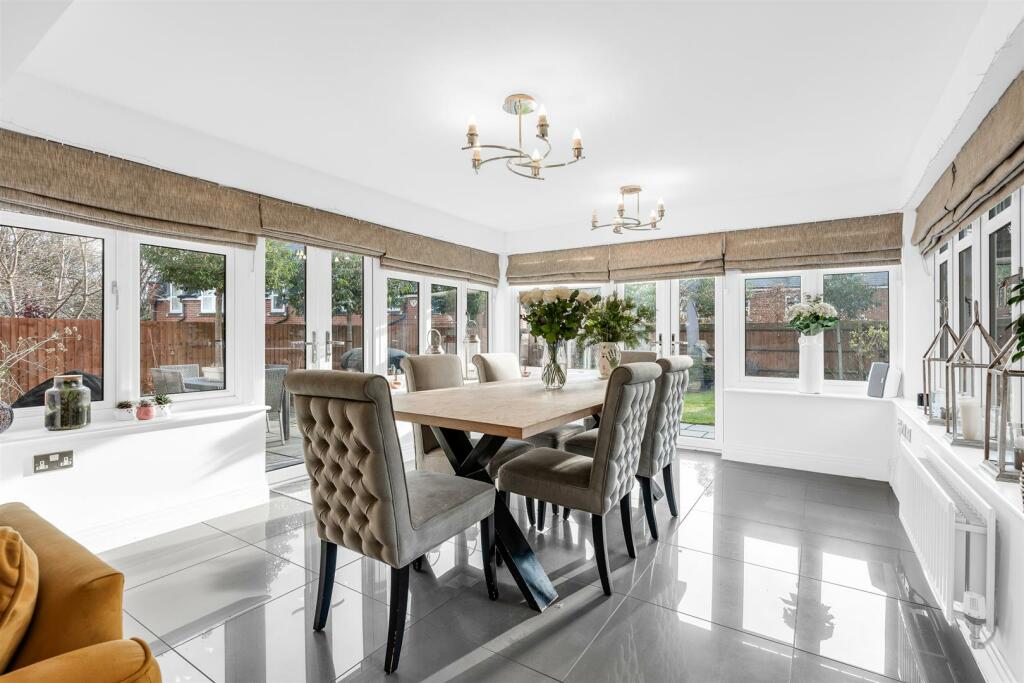 Additional property image - Frythe Avenue, Welwyn