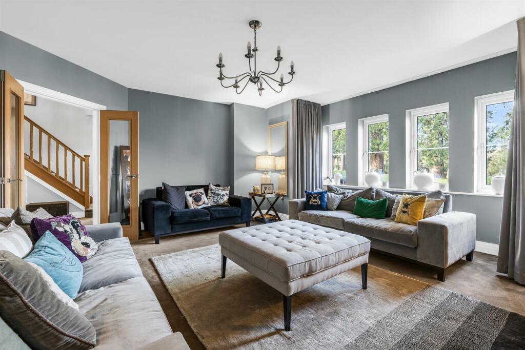 Additional property image - Frythe Avenue, Welwyn