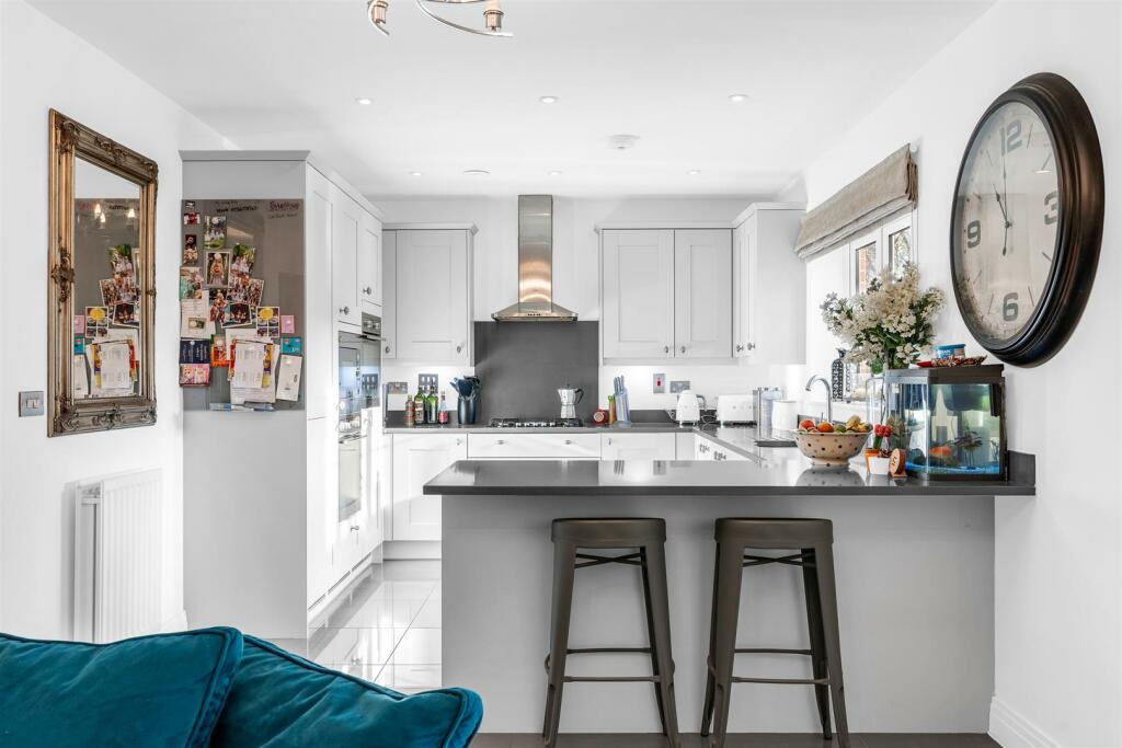 Additional property image - Frythe Avenue, Welwyn