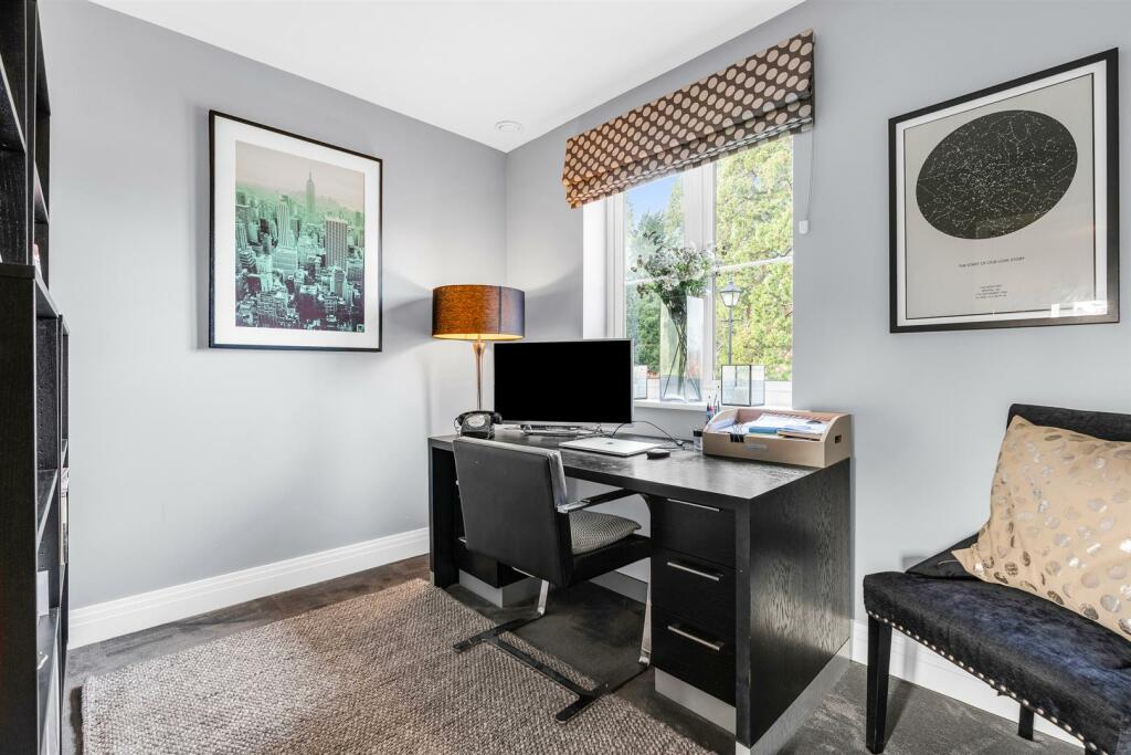 Additional property image - Frythe Avenue, Welwyn