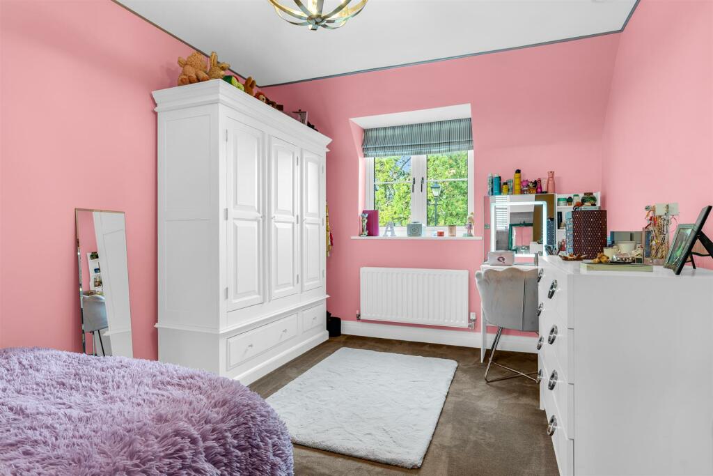 Additional property image - Frythe Avenue, Welwyn