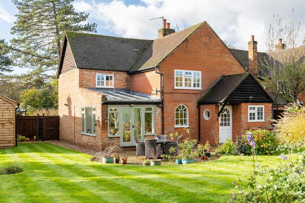 Additional property image - Harmer Green Lane, Welwyn