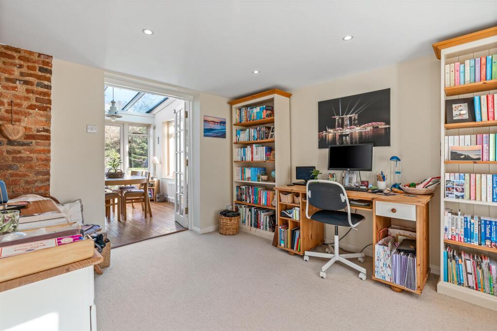Additional property image - Harmer Green Lane, Welwyn
