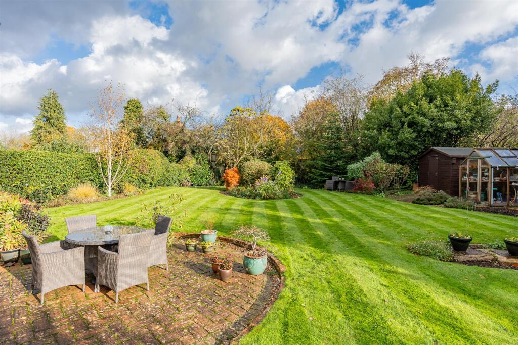 Additional property image - Harmer Green Lane, Welwyn