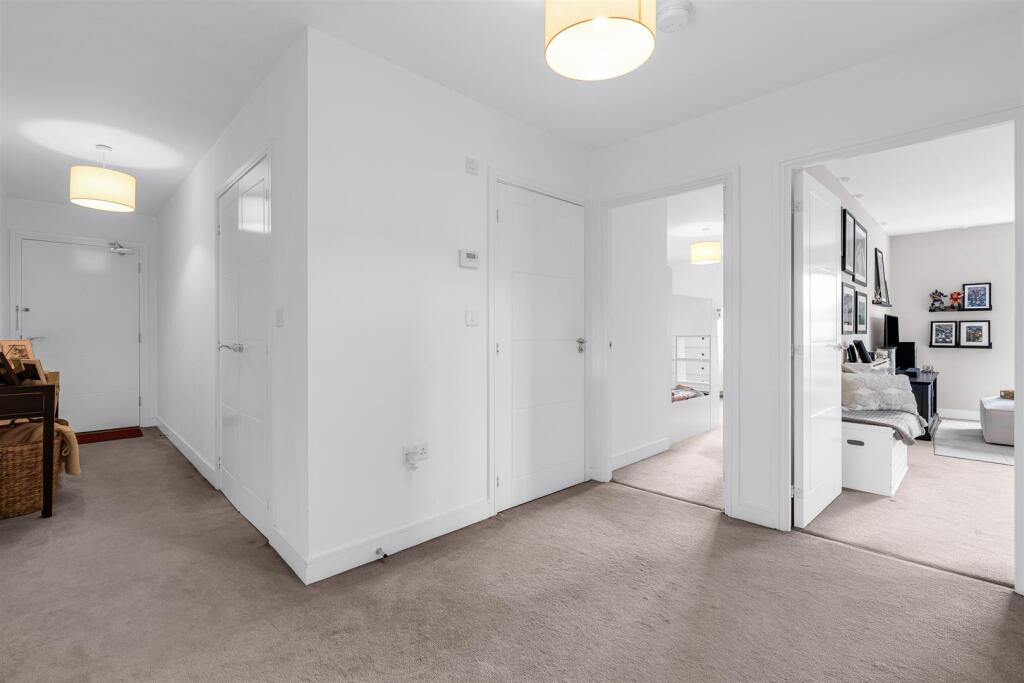 Additional property image - Tomlinson Court, Welwyn