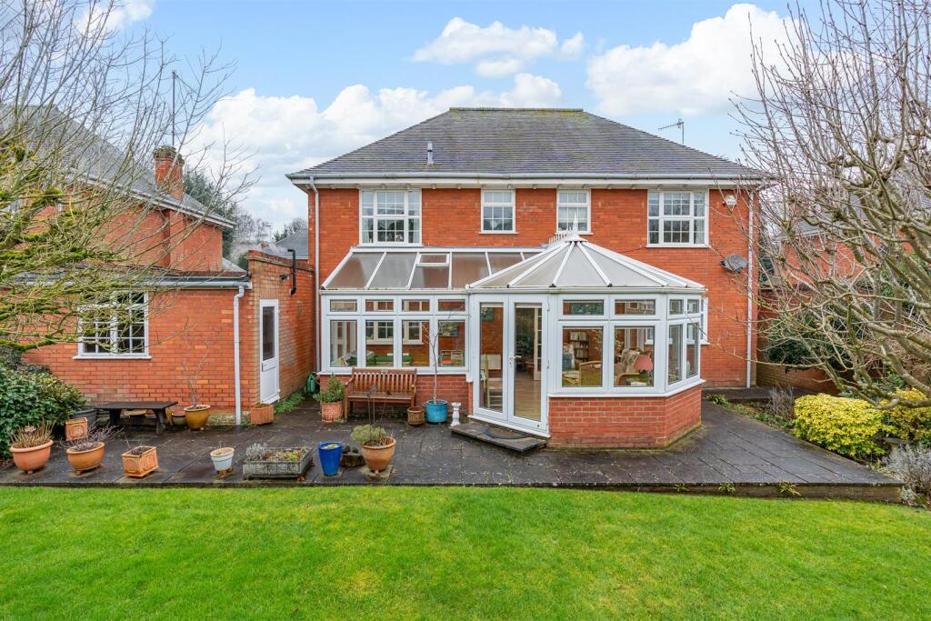 Additional property image - New Place, Welwyn