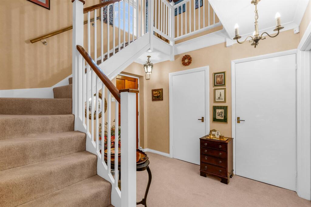 Additional property image - New Place, Welwyn