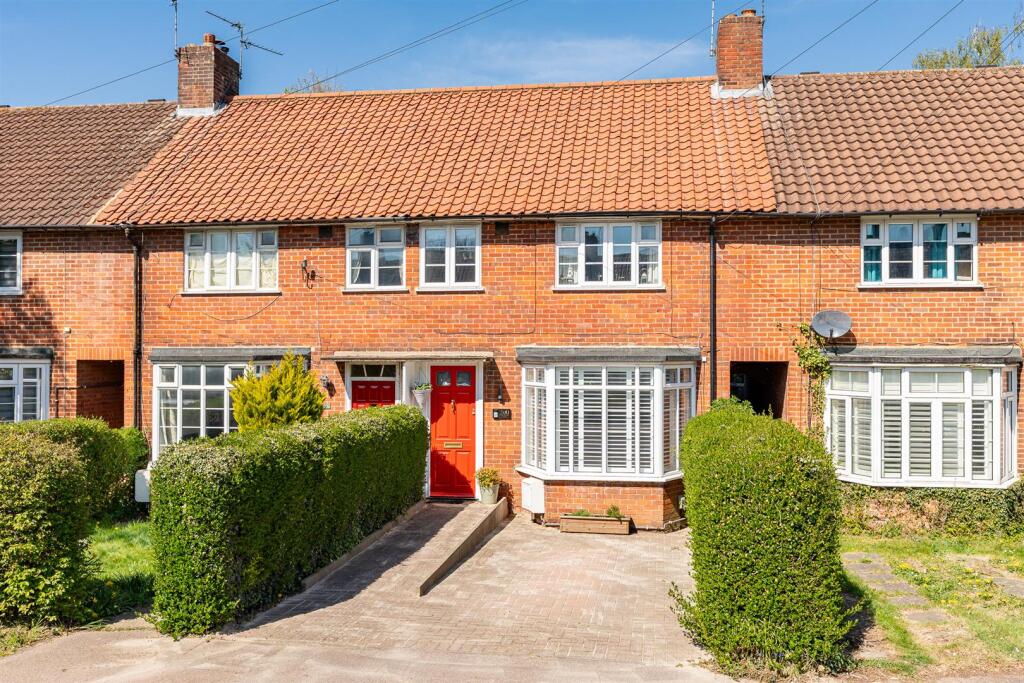 Main image of property: Handside Lane, Welwyn Garden City