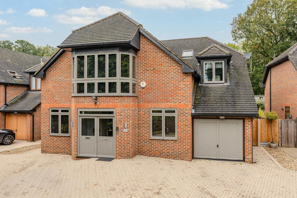 Main image of property: Canonsfield Road, Welwyn