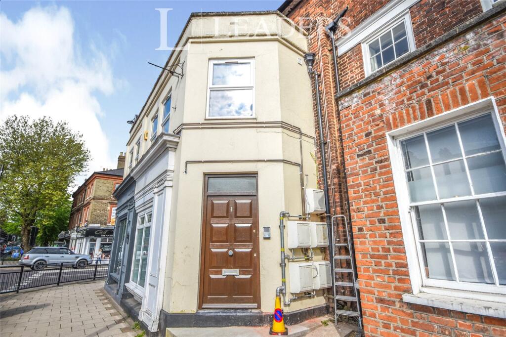 Main image of property: Shenfield Road, Brentwood, Essex, CM15