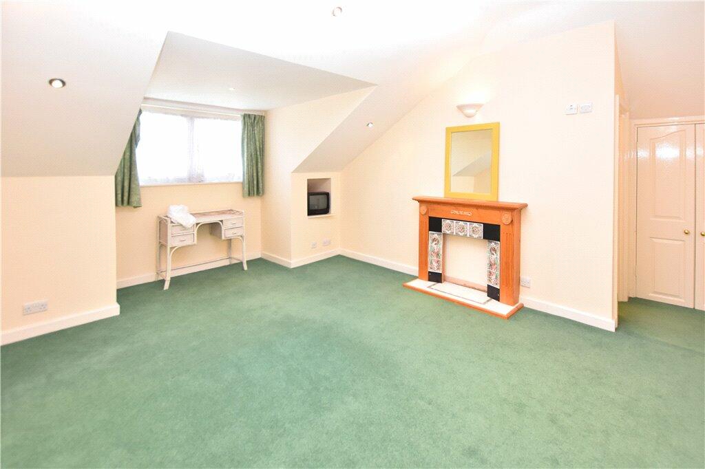 Additional property image - Meadow Way, Jaywick, Clacton-on-Sea