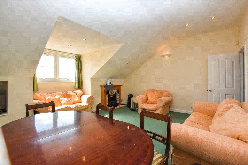 Additional property image - Meadow Way, Jaywick, Clacton-on-Sea