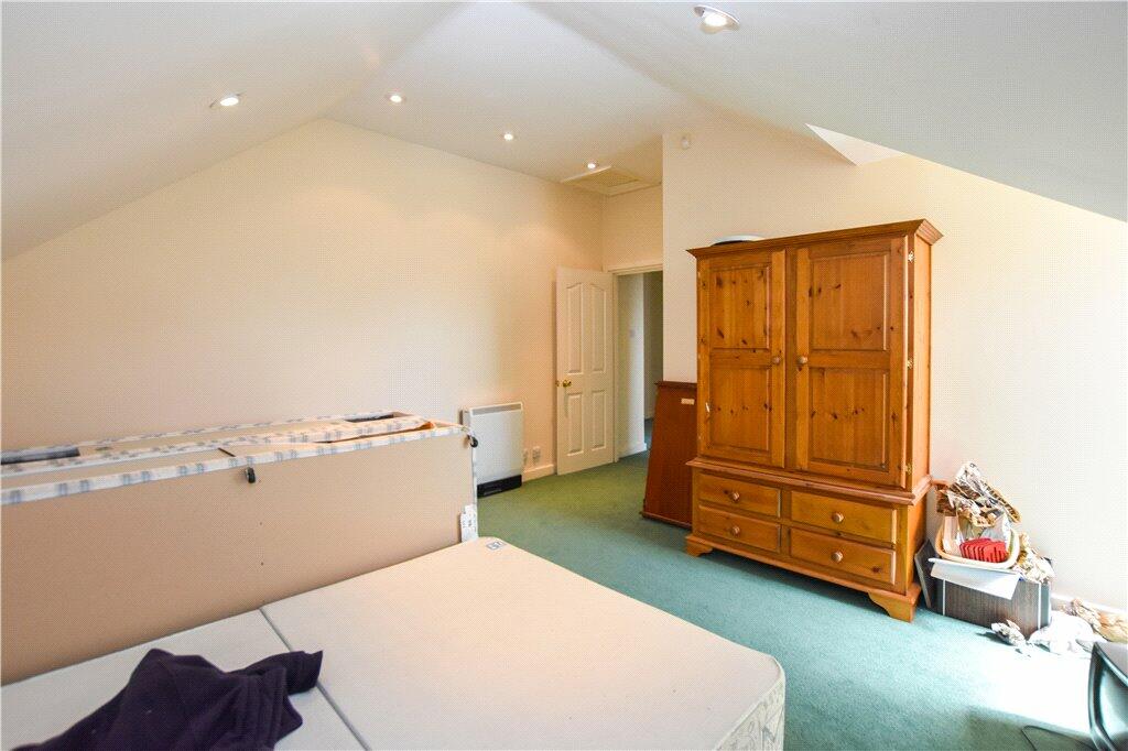 Additional property image - Meadow Way, Jaywick, Clacton-on-Sea
